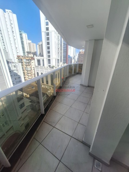 Apartamento Código 5715 para Venda LOS ANGELES no bairro Centro na cidade de Balneário Camboriú 