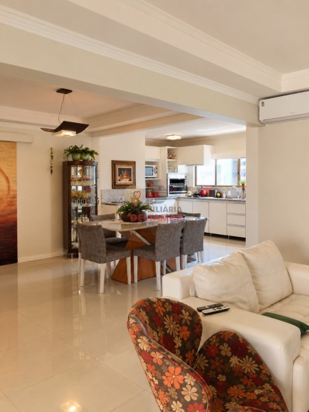 Apartamento Código 5721 para Venda BOSTON  BLOCO B no bairro Centro na cidade de Balneário Camboriú 