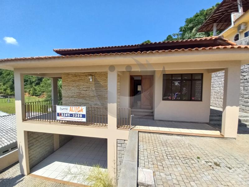 Casa Código 159 para alugar no bairro Centro na cidade de Santo Amaro da Imperatriz Condominio 