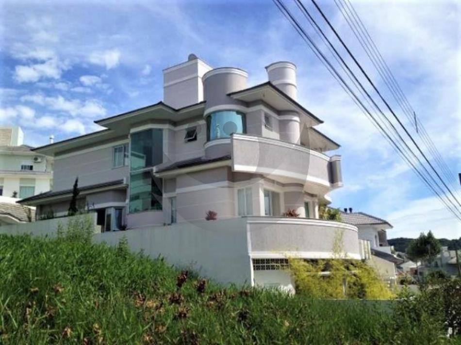Casa Código 2450 a Venda no bairro Pedra Branca na cidade de Palhoça Condominio 