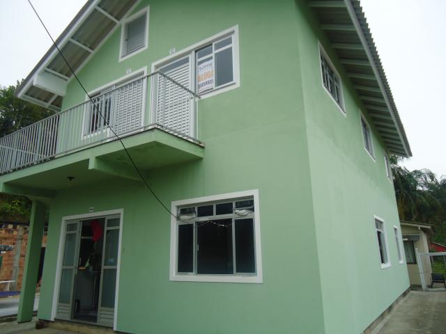 Casa Código 3244 para alugar no bairro Centro na cidade de Santo Amaro da Imperatriz Condominio 