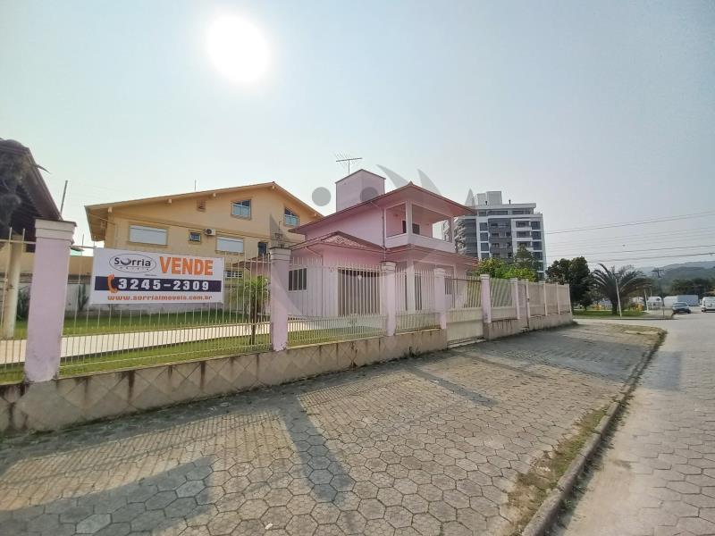 Casa Código 3848 a Venda no bairro Vila Becker na cidade de Santo Amaro da Imperatriz Condominio 