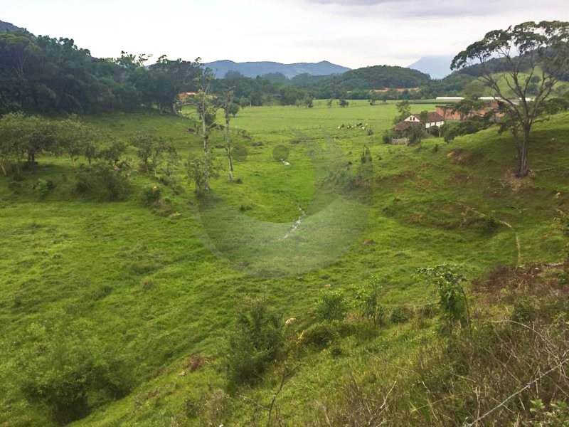 Sítio Código 4149 a Venda no bairro Varginha na cidade de Santo Amaro da Imperatriz Condominio 