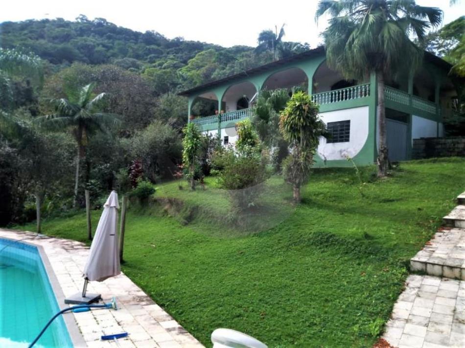 Casa Código 4325 a Venda no bairro Alto Aririu na cidade de Palhoça Condominio 
