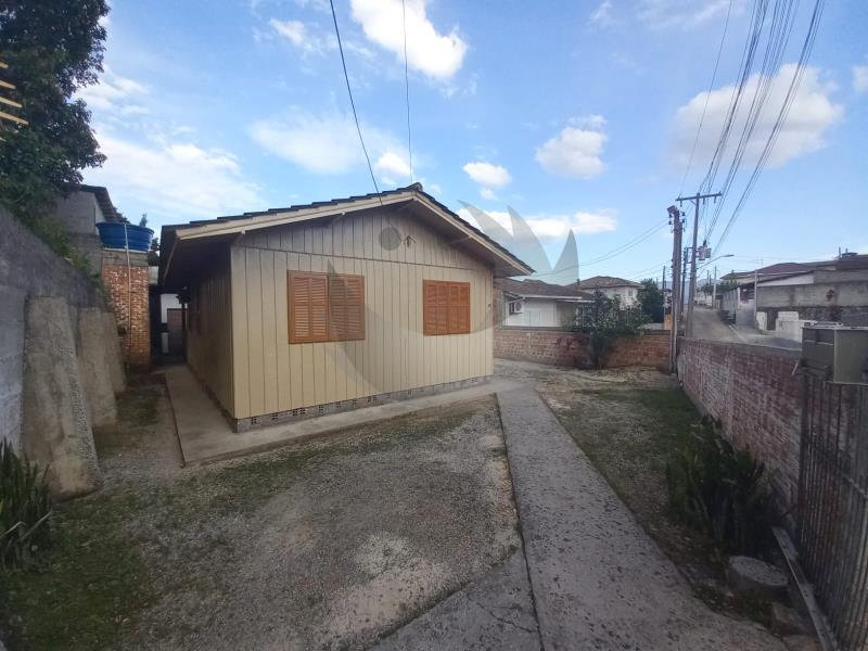 Casa Código 4361 para alugar no bairro São Francisco na cidade de Santo Amaro da Imperatriz Condominio 