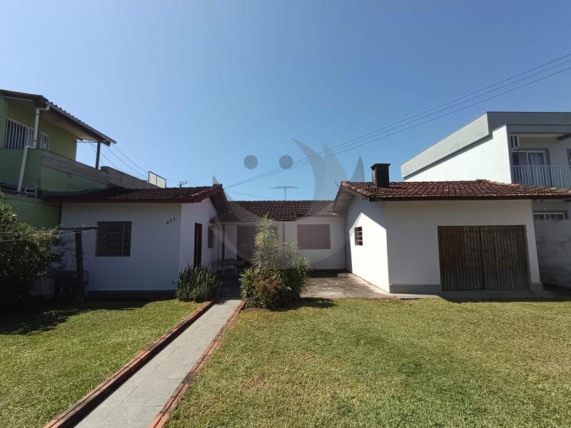 Casa Código 4910 para alugar no bairro Centro na cidade de Palhoça Condominio 