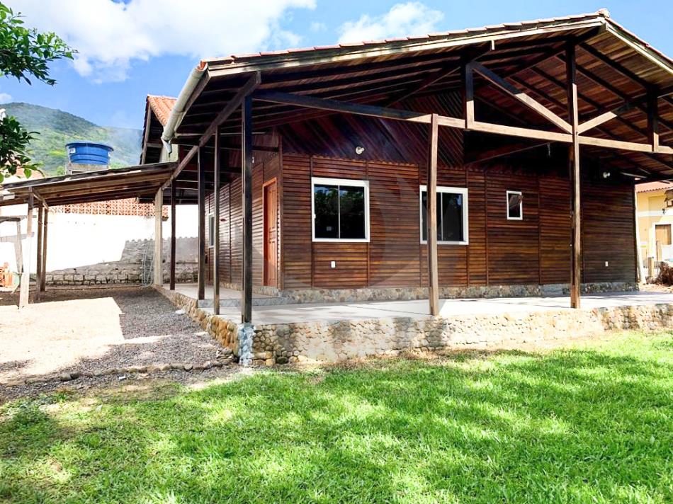 Casa Código 4916 a Venda no bairro Praia de Fora na cidade de Palhoça Condominio 