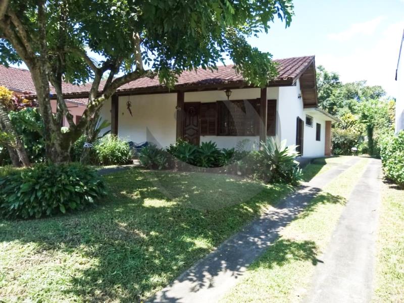 Casa Código 4917 a Venda no bairro Centro na cidade de Santo Amaro da Imperatriz Condominio 