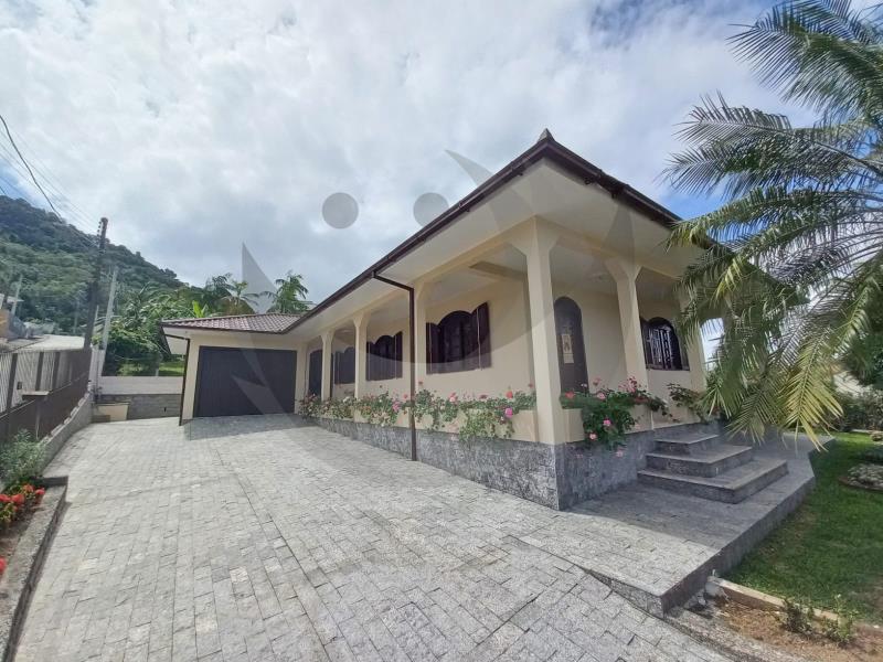 Casa Código 5214 a Venda no bairro Alto Aririu na cidade de Palhoça Condominio 
