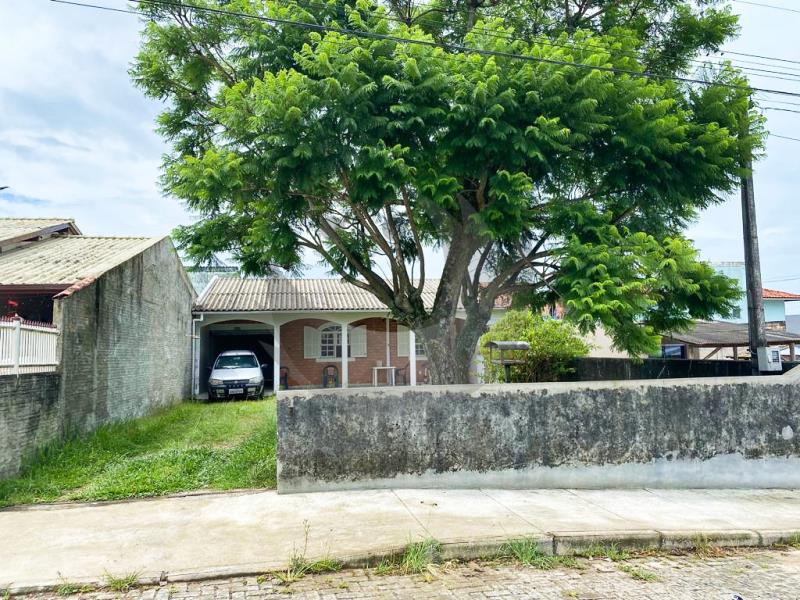 Casa Código 5226 a Venda no bairro Praia de Fora na cidade de Palhoça Condominio 