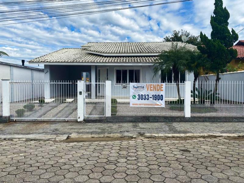Casa Código 5347 para alugar no bairro Aririu na cidade de Palhoça Condominio 