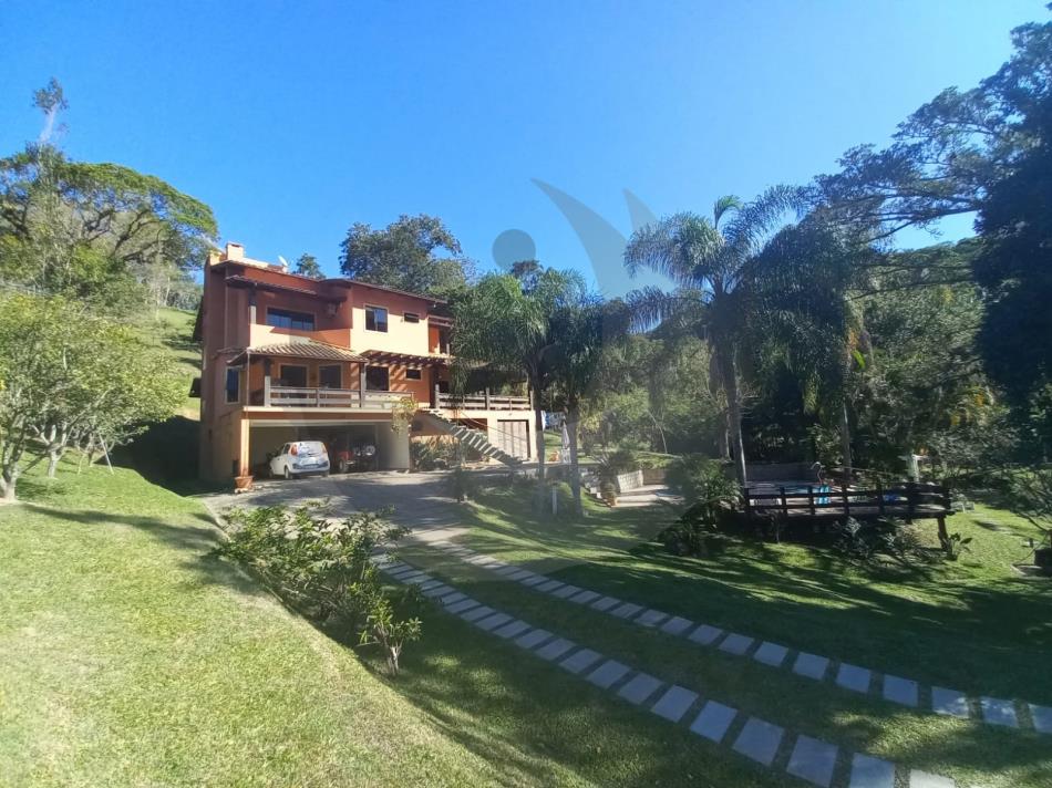 Sítio Código 5398 a Venda no bairro Vila Santana na cidade de Santo Amaro da Imperatriz Condominio 