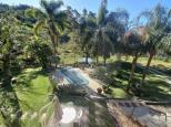 piscina de longe