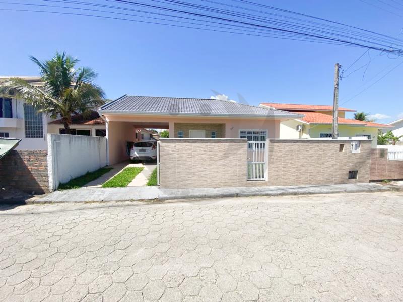 Casa Código 5511 a Venda no bairro Barra do Aririú na cidade de Palhoça Condominio 
