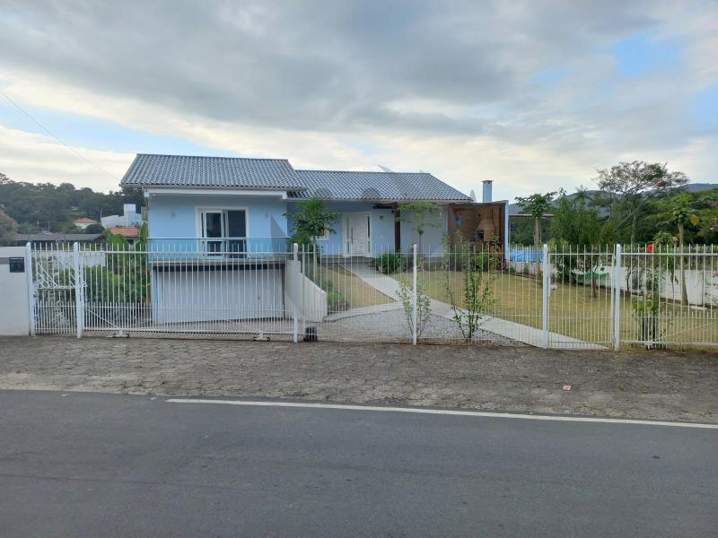Casa Código 5539 a Venda no bairro Sul do Rio na cidade de Santo Amaro da Imperatriz Condominio 