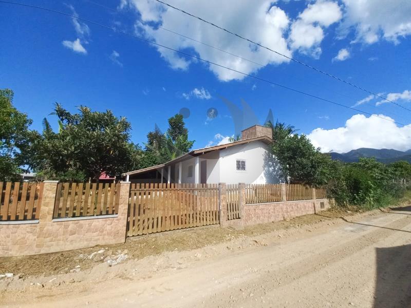 Casa Código 5543 a Venda no bairro Braço São João na cidade de Santo Amaro da Imperatriz Condominio 