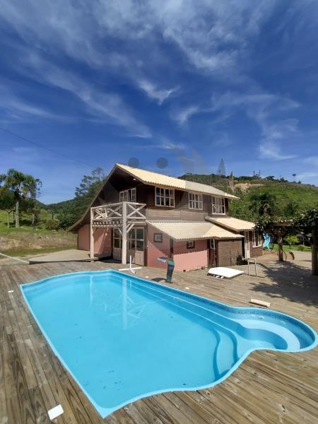 Sítio Código 5551 a Venda no bairro Rio das Antas na cidade de Rancho Queimado Condominio 