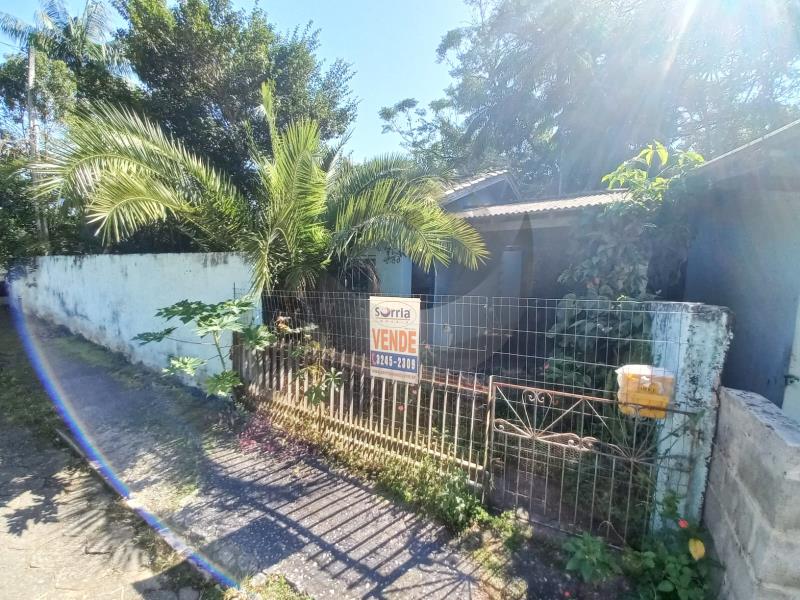 Casa Código 5563 a Venda no bairro Caldas da Imperatriz na cidade de Santo Amaro da Imperatriz Condominio 