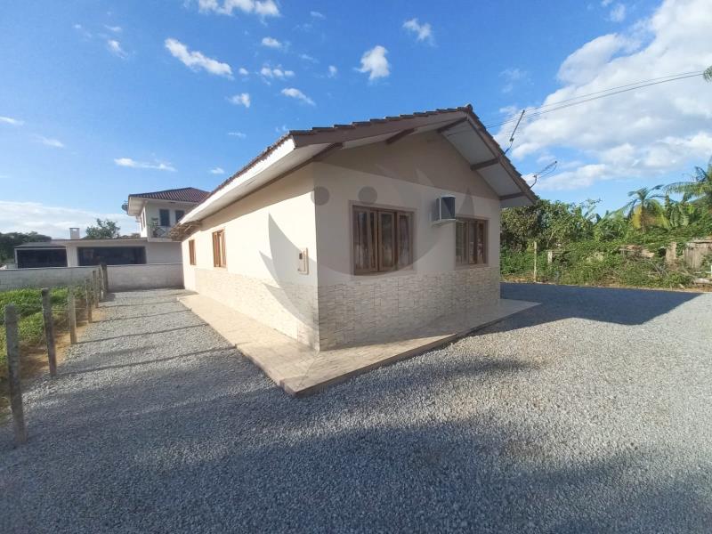 Casa Código 5566 a Venda no bairro Sul do Rio na cidade de Santo Amaro da Imperatriz Condominio 