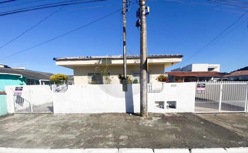 Casa Código 5579 a Venda no bairro Centro na cidade de Palhoça Condominio 