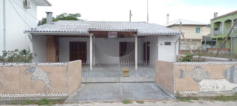 Casa Código 5734 a Venda no bairro Praia Pinheira na cidade de Palhoça Condominio 
