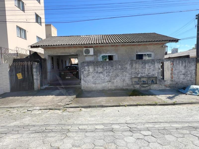 Casa Código 5756 a Venda no bairro Ponte do Imaruim na cidade de Palhoça Condominio 
