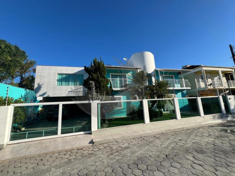 Casa Código 5885 a Venda no bairro Centro na cidade de Palhoça Condominio 