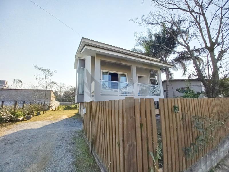 Casa Código 5949 a Venda no bairro Sul do Rio na cidade de Santo Amaro da Imperatriz Condominio 