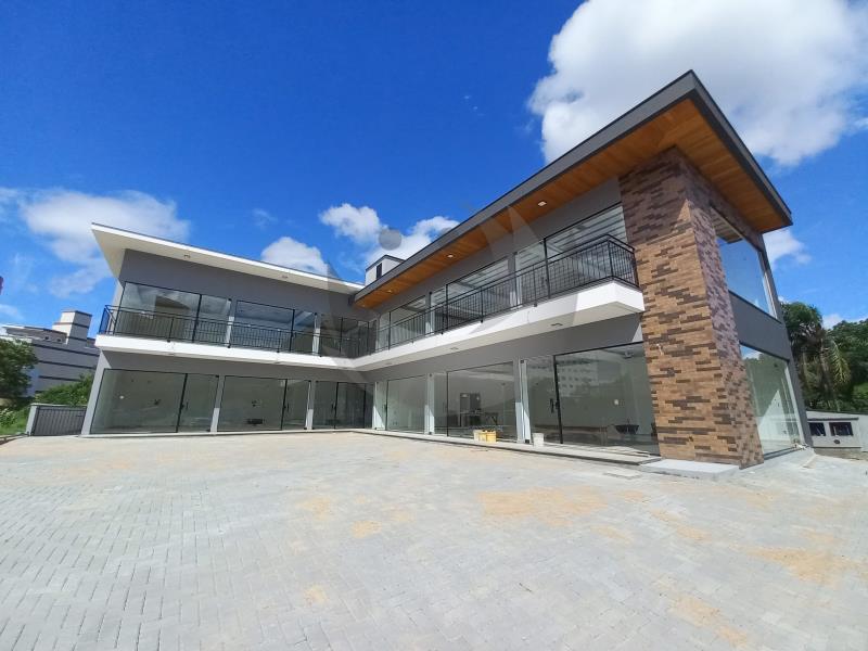 Sala Código 6015 para alugar no bairro Centro na cidade de Santo Amaro da Imperatriz Condominio 