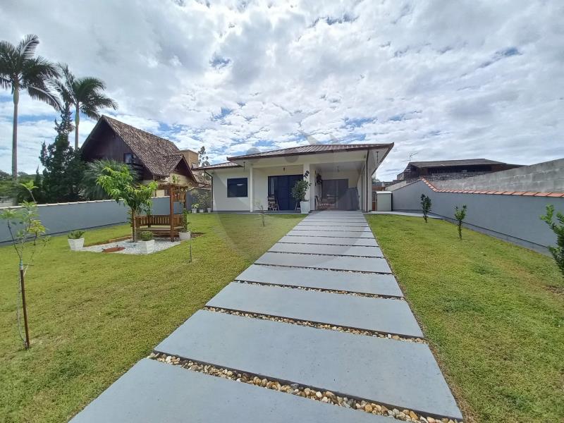 Casa Código 6124 a Venda no bairro Vargem Grande na cidade de Águas Mornas Condominio 