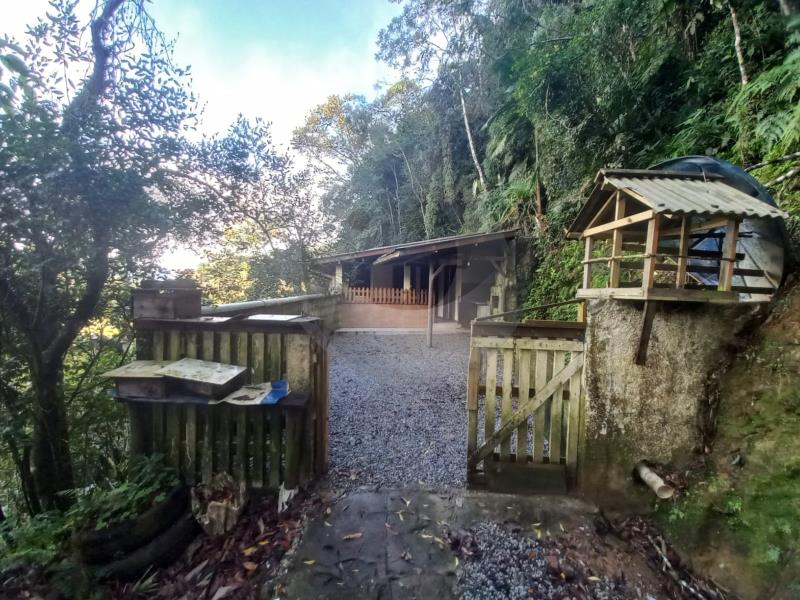 Sítio Código 6184 a Venda no bairro Vargem do Braço na cidade de Santo Amaro da Imperatriz Condominio 