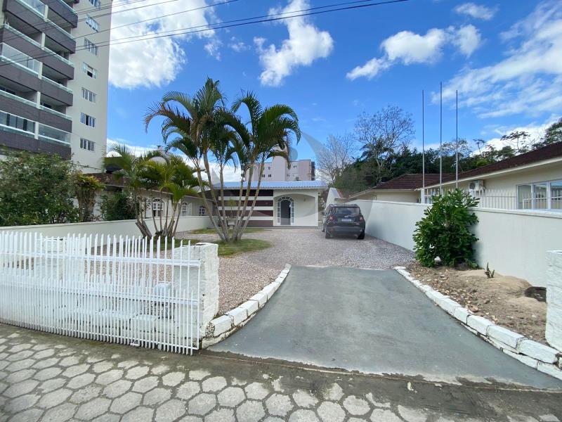 Casa Código 6231 a Venda no bairro Centro na cidade de Santo Amaro da Imperatriz Condominio 