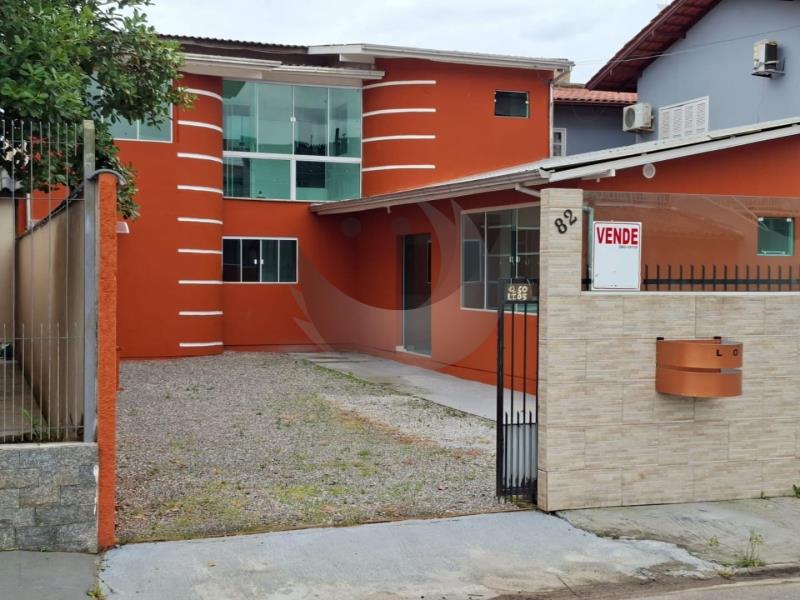 Casa Código 6300 a Venda no bairro Forquilhas na cidade de São José Condominio 