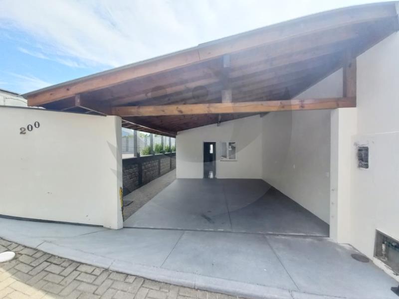 Casa Código 6343 para alugar no bairro Calemba na cidade de Santo Amaro da Imperatriz Condominio 