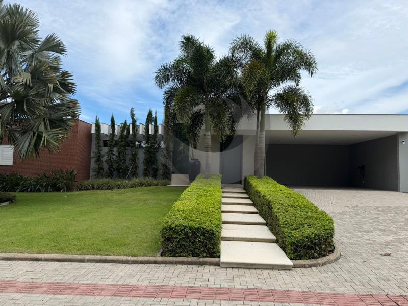 Casa Código 6365 a Venda no bairro Sul do Rio na cidade de Santo Amaro da Imperatriz Condominio quinta dos guimarães