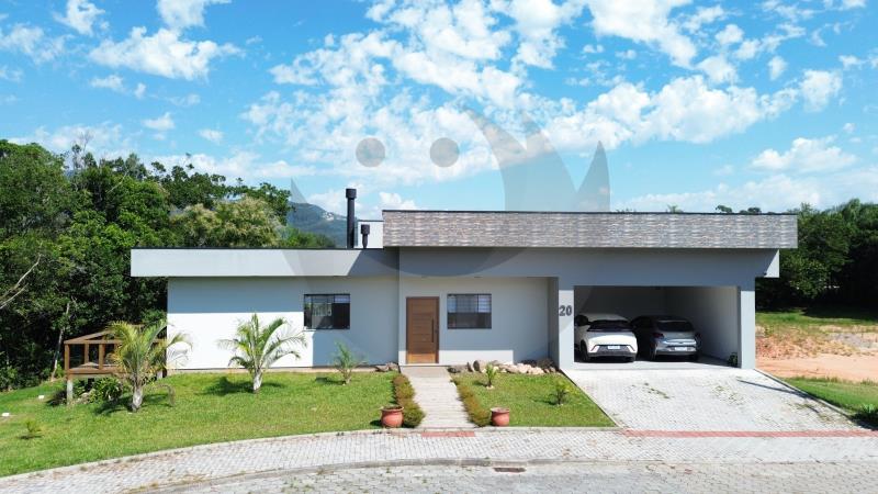 Casa Código 6387 a Venda no bairro Sul do Rio na cidade de Santo Amaro da Imperatriz Condominio quinta dos guimarães