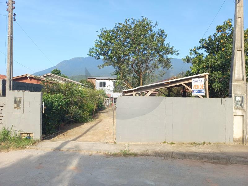 Casa Código 6427 a Venda no bairro Sul do Rio na cidade de Santo Amaro da Imperatriz Condominio 
