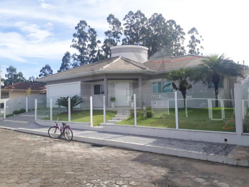 Casa Código 6485 a Venda no bairro Vila Becker na cidade de Santo Amaro da Imperatriz Condominio 