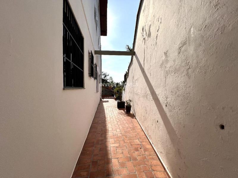 Casa-Codigo-10758-a-Venda-no-bairro-Parque-Imperial-na-cidade-de-Juiz-de-Fora