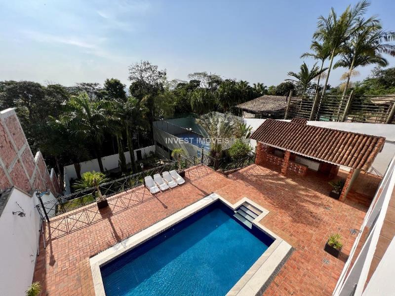 Casa-Codigo-10758-a-Venda-no-bairro-Parque-Imperial-na-cidade-de-Juiz-de-Fora