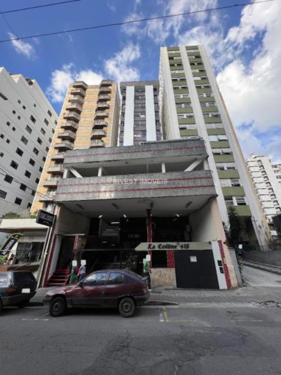 Apartamento a Venda no bairro Centro na cidade de Juiz de Fora — 1 quarto(s), 1 banheiro(s), 1 vaga(s), área 4000 m², Valor R$ 285000.
