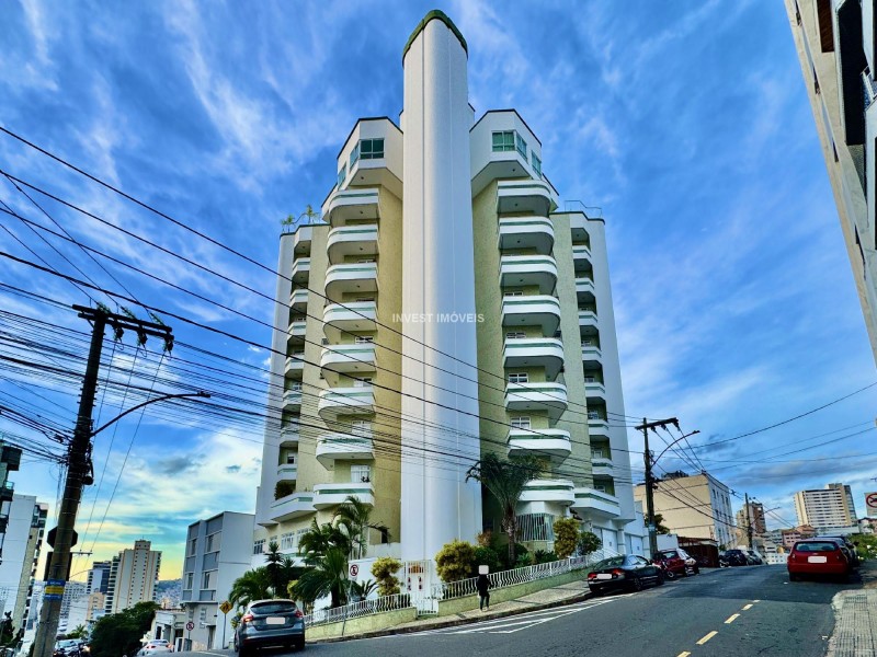 Apartamento a Venda no bairro Centro na cidade de Juiz de Fora — 3 quarto(s), 3 banheiro(s), 2 vaga(s), Valor R$ 899000.
