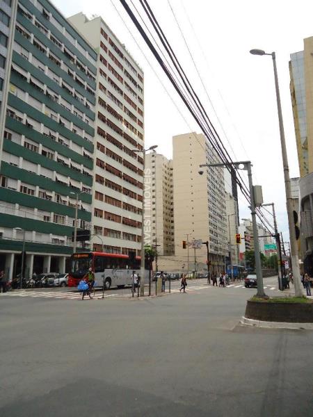 Apartamento a Venda no bairro Centro na cidade de Juiz de Fora — 3 quarto(s), 3 banheiro(s), 1 vaga(s), área 18800 m², Valor R$ 639900.
