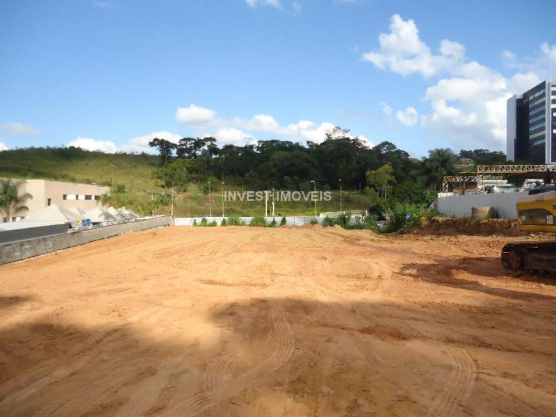 Terreno a Venda no bairro Salvaterra na cidade de Juiz de Fora — Valor R$ 7304310.