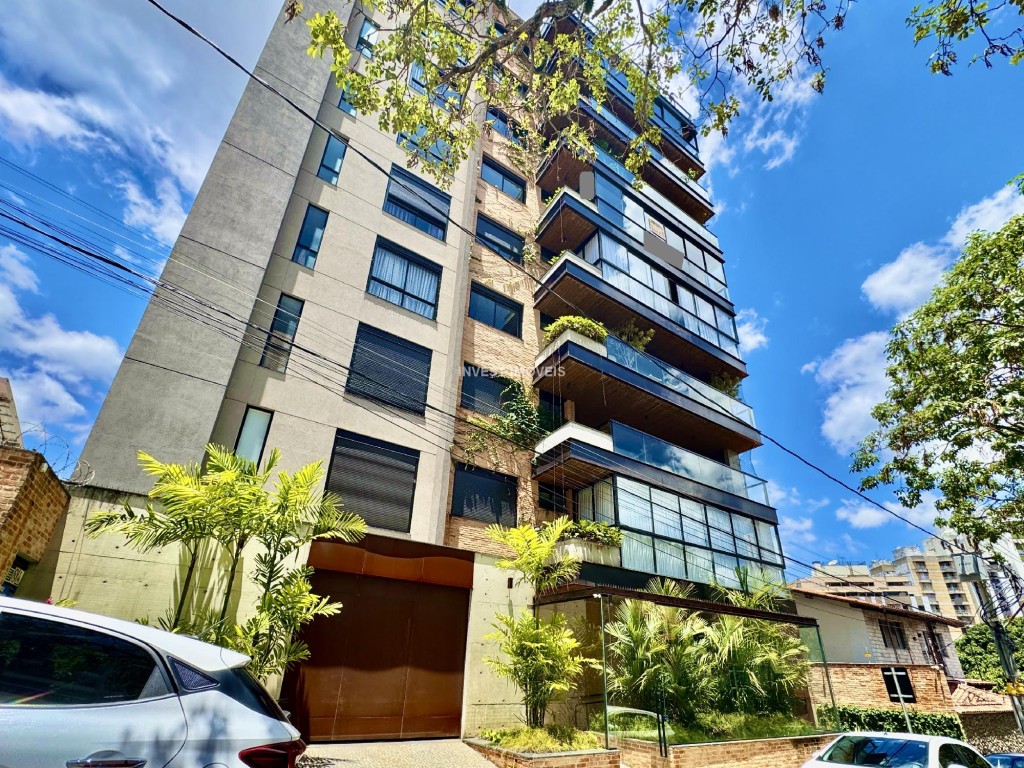 Apartamento a Venda no bairro Santa Helena na cidade de Juiz de Fora — 4 quarto(s), 6 banheiro(s), 4 vaga(s), área 24000 m², Valor R$ 2390000.
