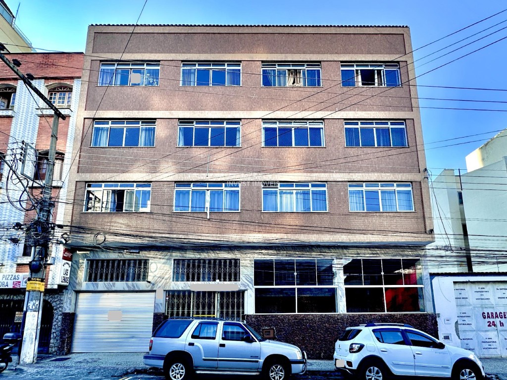 Apartamento a Venda no bairro Centro na cidade de Juiz de Fora — 3 quarto(s), 4 banheiro(s), 1 vaga(s), área 16000 m², Valor R$ 570000.
