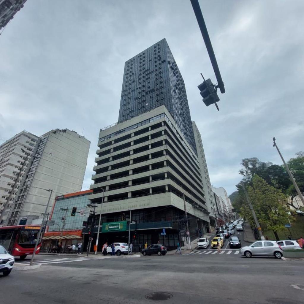 Sala-Codigo-20028-para-alugar-no-bairro-Centro-na-cidade-de-Juiz-de-Fora