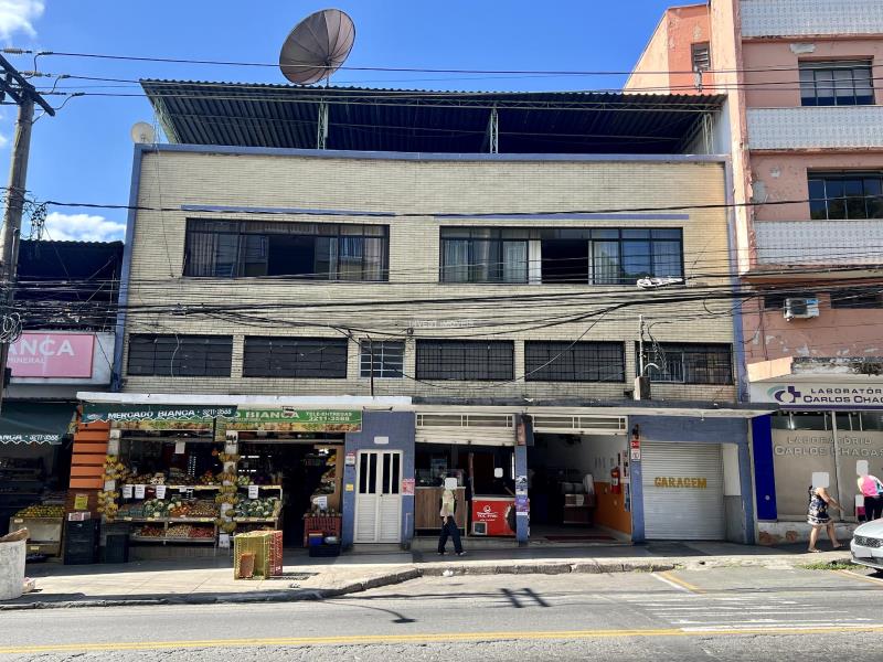 Prédio a Venda no bairro Morro da Glória na cidade de Juiz de Fora — 4 quarto(s), 9 vaga(s), Valor R$ 2380000.