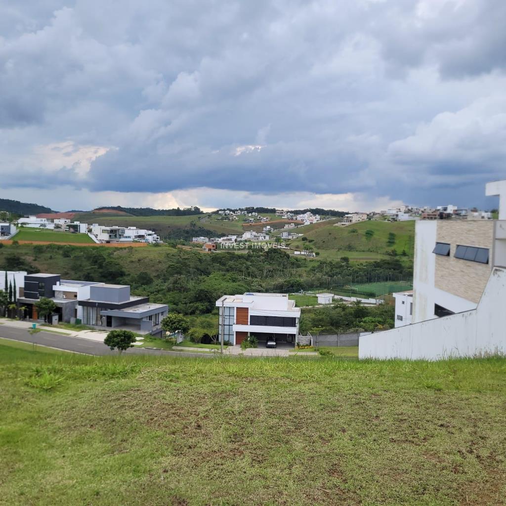 Terreno a Venda no bairro Alphaville na cidade de Juiz de Fora — área 47217 m², Valor R$ 400000.