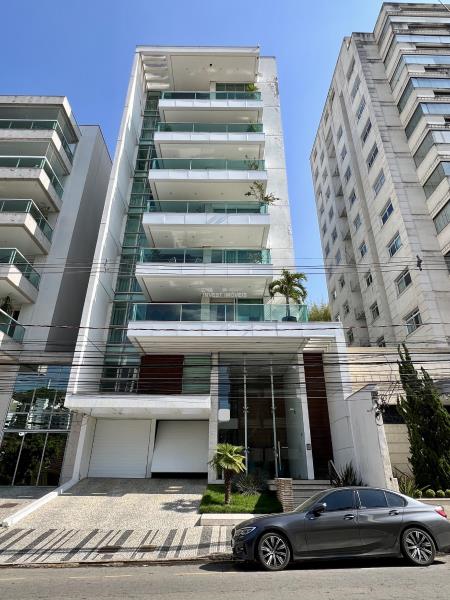 Apartamento a Venda no bairro Bom Pastor na cidade de Juiz de Fora — 3 quarto(s), 4 banheiro(s), 4 vaga(s), área 22000 m², Valor R$ 2200000.